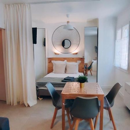 Appartamento Le Studio des Tours Arles Esterno foto