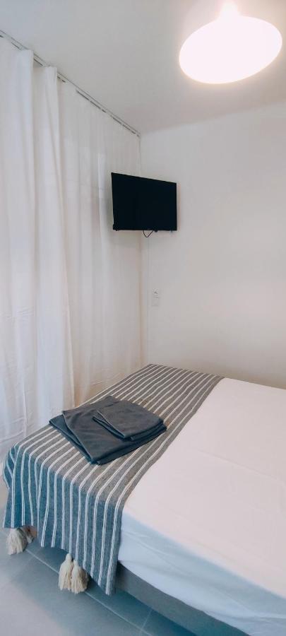 Appartamento Le Studio des Tours Arles Esterno foto